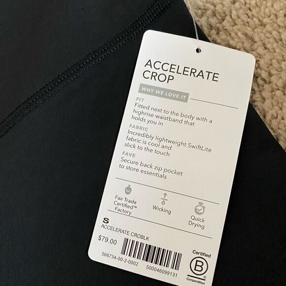 Athleta Accelerate Crop - Picture 10 of 12